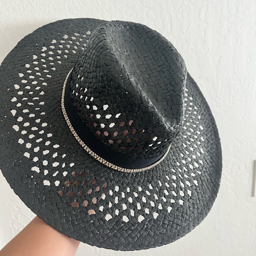 GLITZY BLACK CABANA HAT 🖤☀️🪩✨